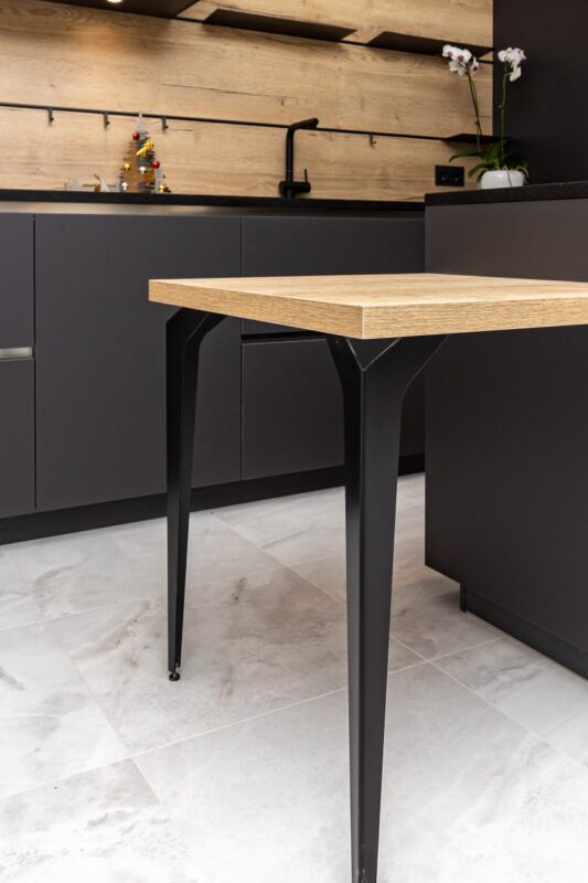 black modern kitchen -8